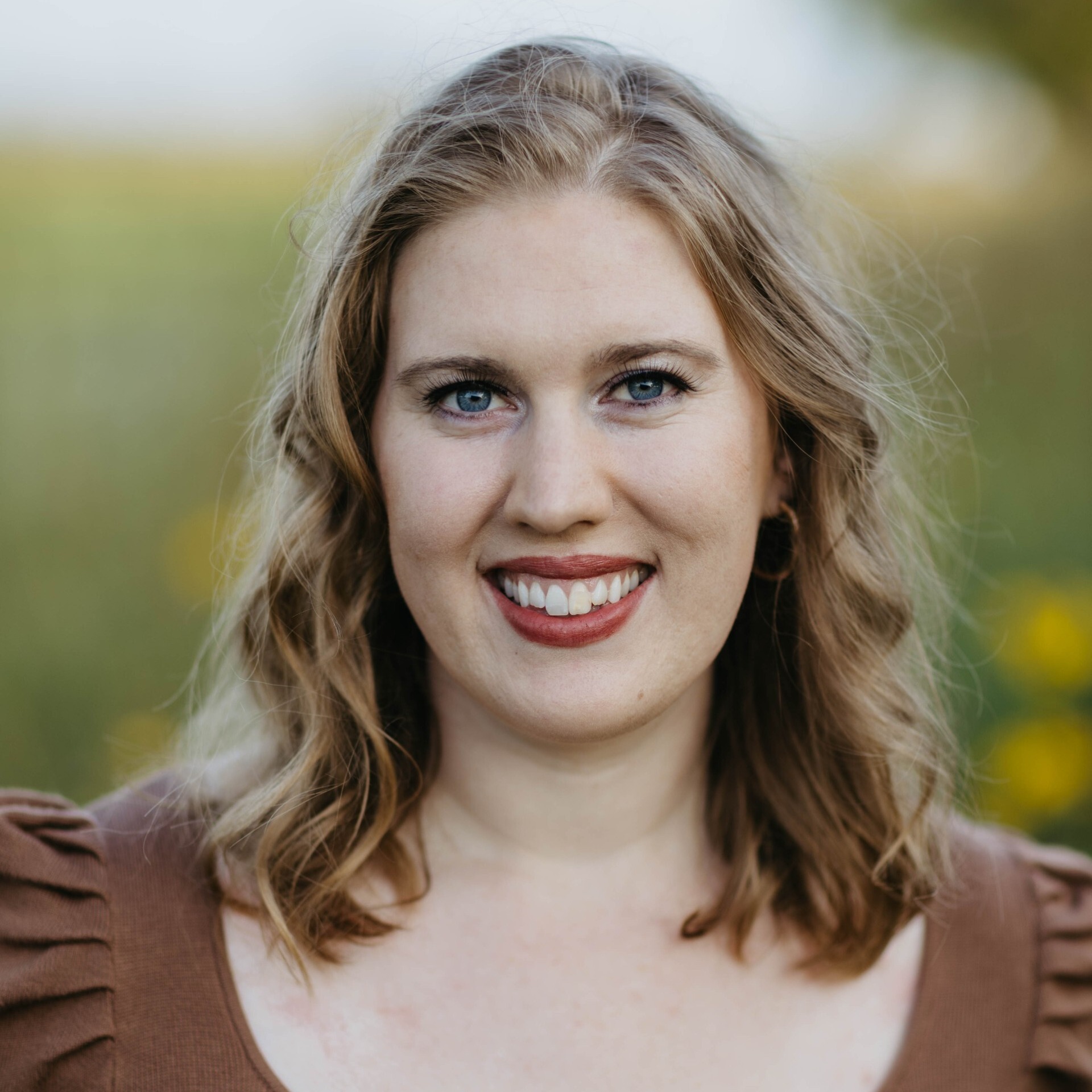 Headshot-RachelAbraham-1 Headshot-RachelAbraham-1