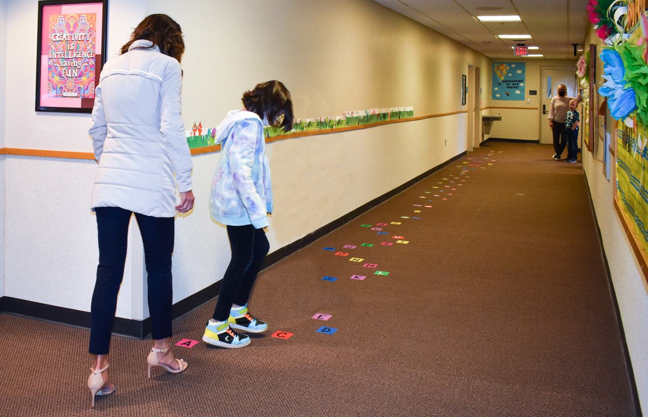 Gov Noem on sensory steps DSC 0442 copy